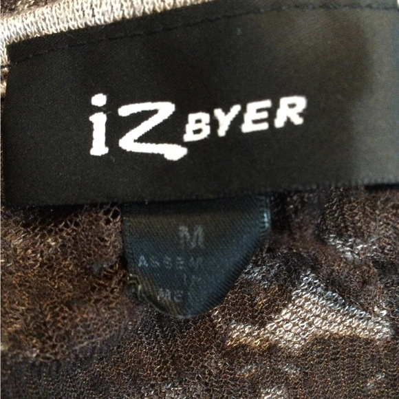 IZ Byer, Medium, Black and gray, short sleeve crew neck top with lace back - Picture 5 of 8